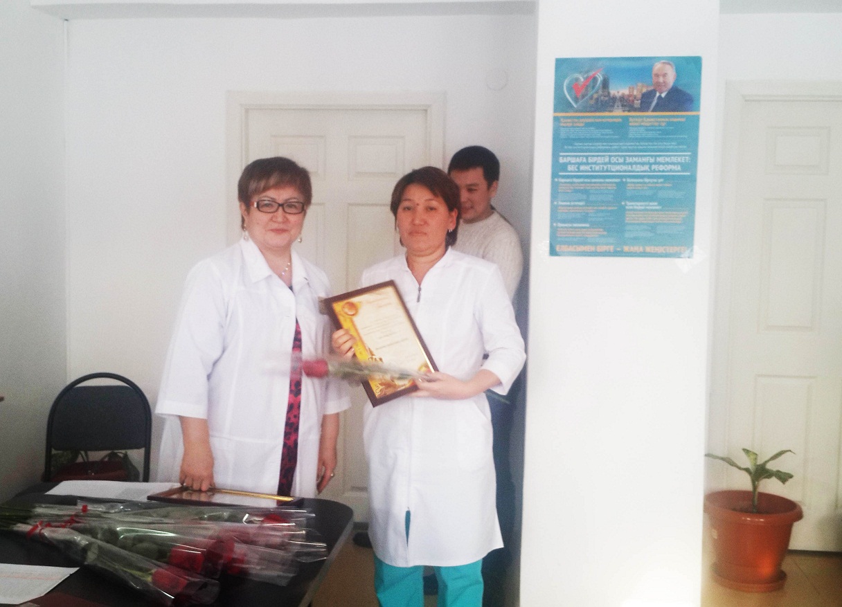 Тәуелсіздік күніне орай салтанатты шара өтті. Тәуелсіздік күніне орай салтанатты шара өтті.