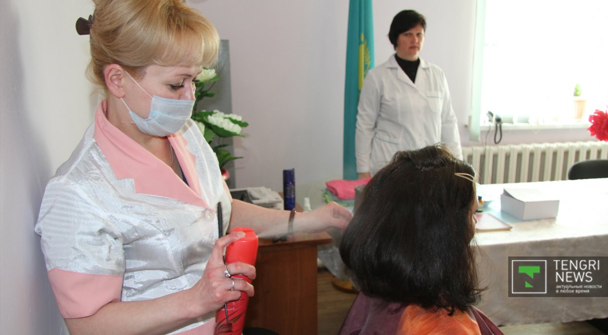 В Алматы пациенткам наркодиспансера помогают с помощью сеансов бьютитерапии В Алматы пациенткам наркодиспансера помогают с помощью сеансов бьютитерапии